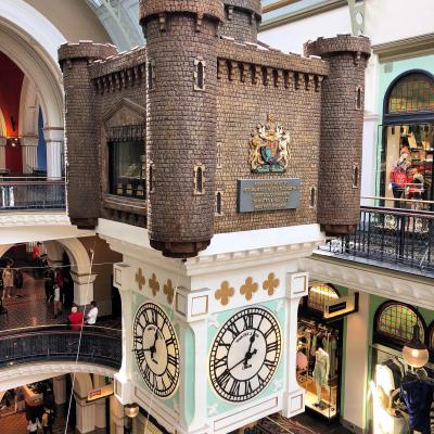 close-up van een van de prachtige klokken