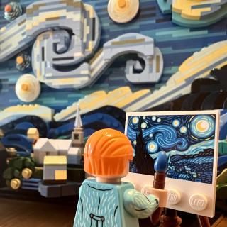 closeup van een schilderij van Lego